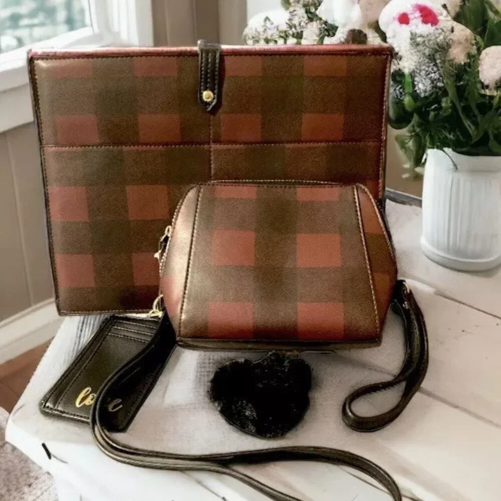 Isaac Mizrahi Tablet Ipad Sleeve/Cosmetic Bag/Card Case Lanyard/Faux Fur KeyRing